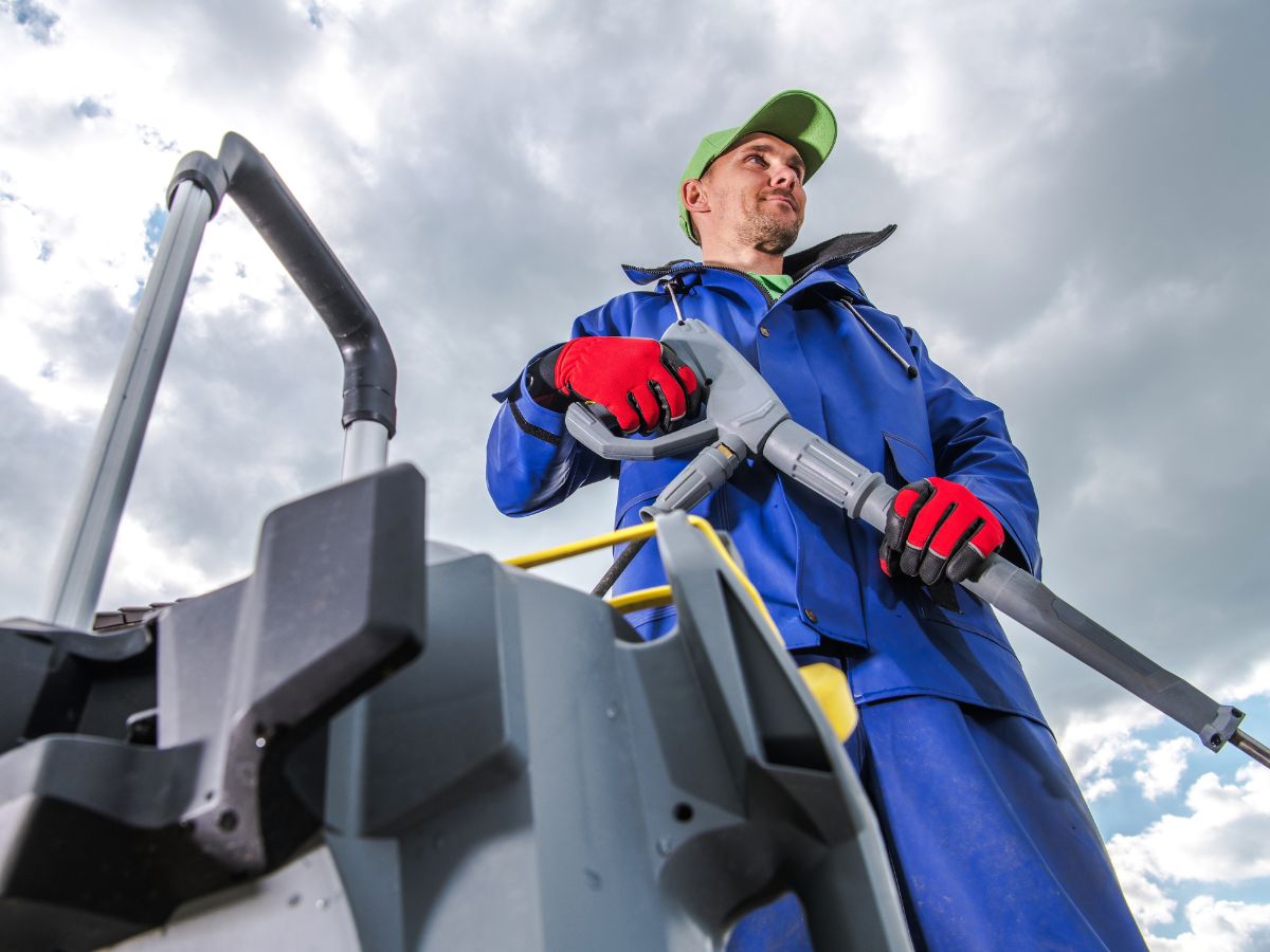 Vertex Hygiene Services professional cleaning team Doha